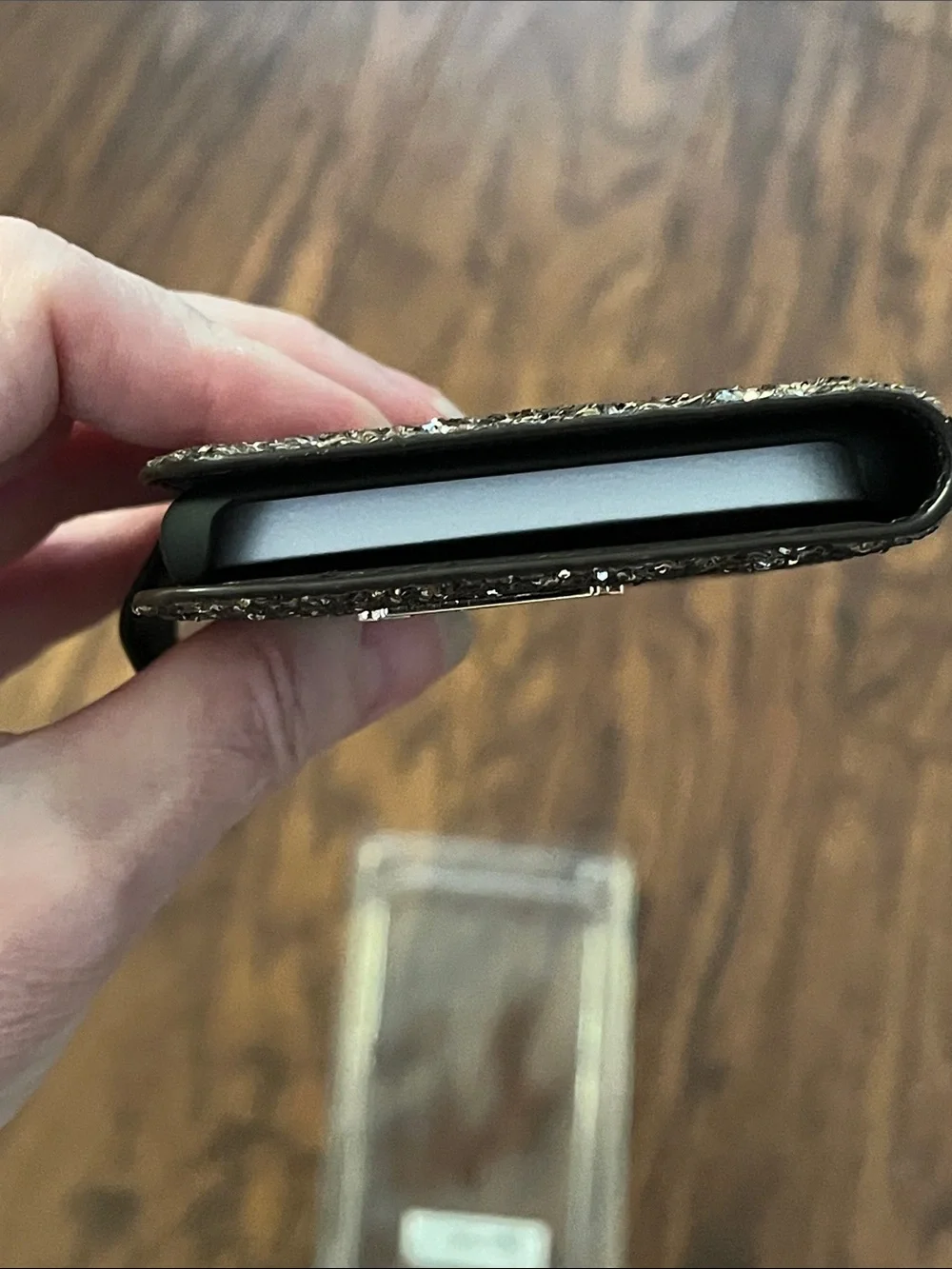 kate spade Gold Glitter Wrap Folio Phone Case Magnetic Closure-new in clamshell